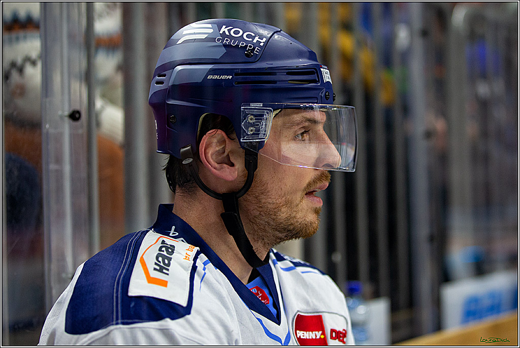 PENNY DEL; Koelner Haie- Straubing Tigers; Koeln, 28.12.2022